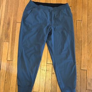 Men's lululemon ABC Blue Drawstring Jogger shorter - Iron Blue